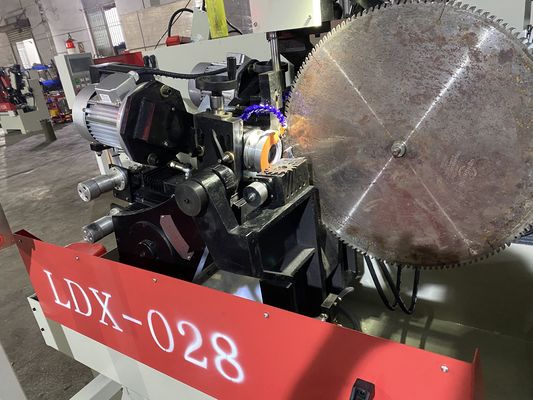 LDX-028A Volledig CNC cirkelzaagblad Dubbele slijpkop zijdelingse slijpmachine Groothandel